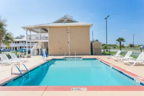 Super 8 by Wyndham Foley - Piscine