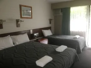 Coachman Motel - Room