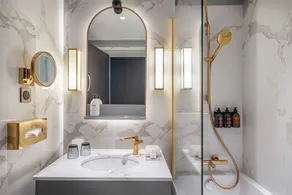 Hôtel Le Marquis by Inwood Hotels - Badezimmer