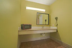 Aransas Bay Inn & Suites Corpus Christi by OYO - Salle de bain