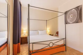 Donna Camilla Savelli - VRetreats - Room