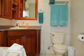 Sunrise Villa is gorgeous for daily views of sunrises and sunsets - Bathroom
