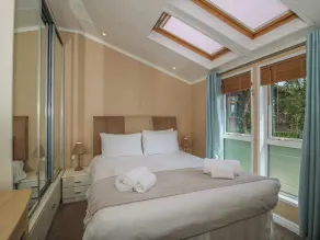 Daisy - Room