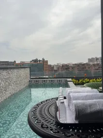 Medalio Signature Chandigarh Zirakpur - Pool