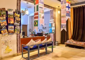 Skyard Hostel Rishikesh Laxman Jhula - Reception