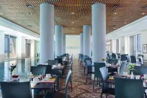 Arena by the Beach - Restaurant