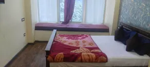Pangot Himalayan View Hotel - Zimmer