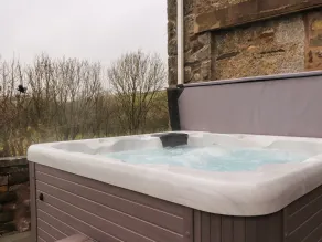 Coach House Cottage - Spa