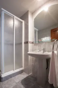 Hotel Costa Verde - Bathroom