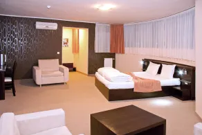 Riverside Family Hotel - Værelse