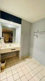Home Place Inn and Suites-Hobby - Salle de bain