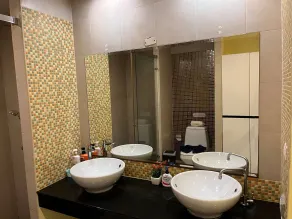 6-35 - 3 Bdr Condo With Balcony and Shared Pool - Badrum