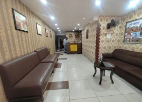 Hotel Gargi Deluxe - Réception