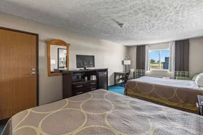 Burgundy Inn & Suites - Zimmer