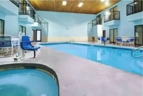 Days Inn & Suites by Wyndham Albuquerque West - Pool