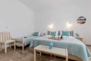 Litsa Studios - Habitación
