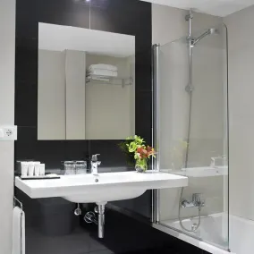 Hotel Villa Rosario II, Edificio Moderno - Bathroom
