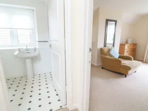 Home Farm - Bathroom