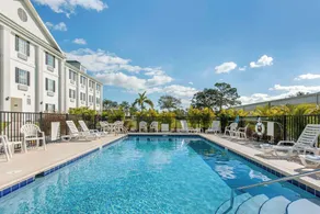 Quality Inn Palm Bay - Melbourne I-95 - Piscine