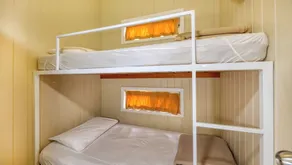Anchorage Holiday Park - Room