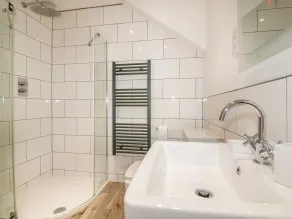 Beacon Barn - Bathroom