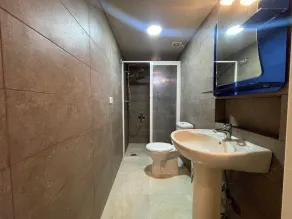 Apartment in Jdeideh Beirut - Banheiro