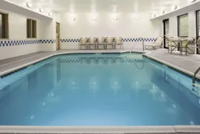Hampton Inn Findlay - Piscine