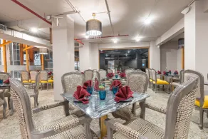 Mastiff Select Mandavya Dharamkot, McLeodganj - Restaurant