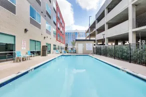 Holiday Inn Express & Suites Dallas NW - Farmers Branch by IHG - Pool