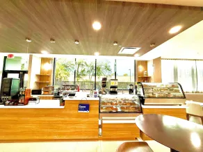 Wyndham Garden Tampa Fairgrounds/Casino - Restaurant