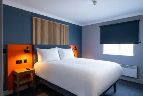 Village Hotel Farnborough - Room