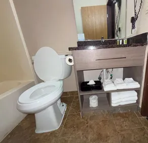 Super 8 by Wyndham Kokomo - Salle de bain
