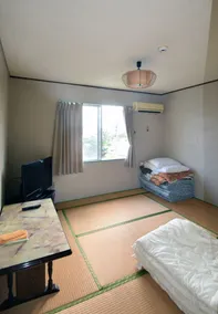 Hotel Henza - Quarto