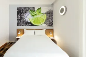 Ibis Styles Napoli Garibaldi - Habitación