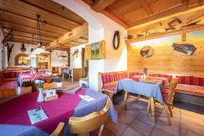 Gasthof-Ferienwohnungen Dürrlehen - Restaurant