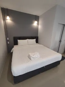 Life Hotel Rongkhun - White Temple Chiangrai - Room