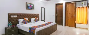 FabHotel Premium Villa Chatterpur - Quarto