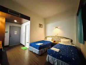 Royal Jommanee Hotel - Room