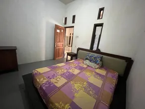 SPOT ON 93999 Kost Ibu Joko Syariah - Room