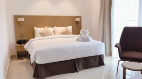 HE Hotel Apartments - Room