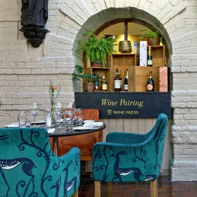 The Maids Head Hotel - Restaurante