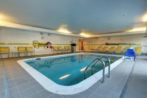 Fairfield Inn and Suites by Marriott Potomac Mills Woodbridge - Piscine