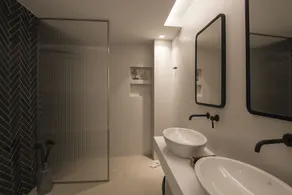 Porto Perla - Bathroom