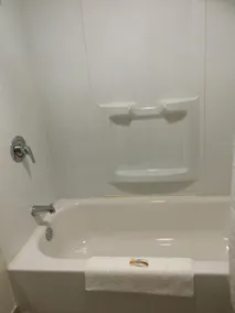 Days Inn by Wyndham Hartsfield Jackson Atlanta Airport West - Salle de bain