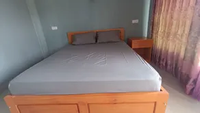 NURBATA HOLDING'S Hostel - Chambre
