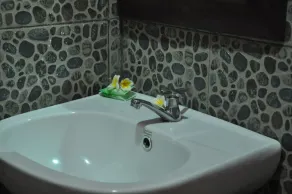 Kubudiuma Villas Bali - Bathroom