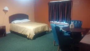 Budget Inn - Vue de la chambre