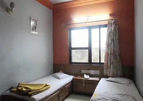 TIH Hotel City Palace - Room