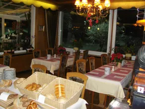 Hostel Vista Zweisimmen - Restaurante