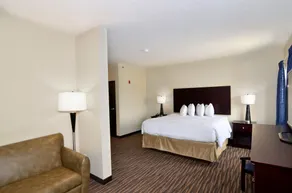 Cobblestone Inn & Suites - Holstein - Værelse
